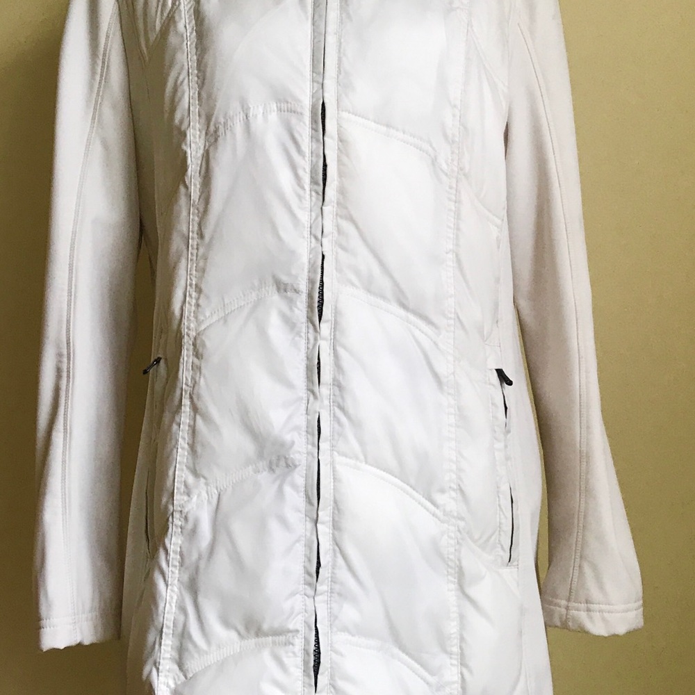 Guess Puffer Coat Sixe XL - Picture 2 of 8